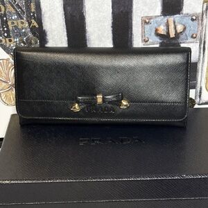 Prada Wallet With Prada Box